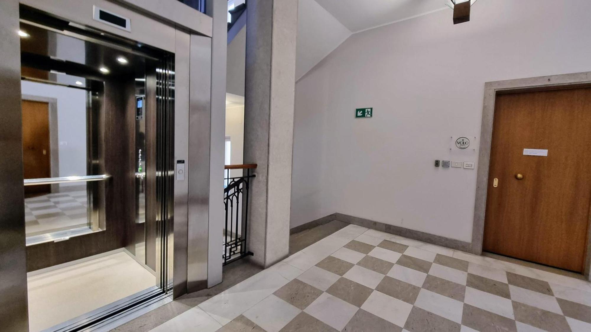 Locanda Al Volo Tommaseo Triest Exterior foto